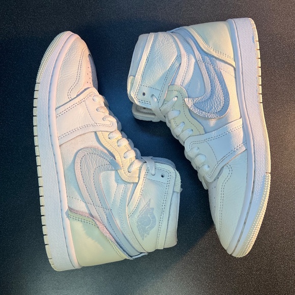 Nike Women's Air Jordan 1 MM High White Pure Platinum Sail FB9891-100 Size 8.5 - Picture 8 of 12